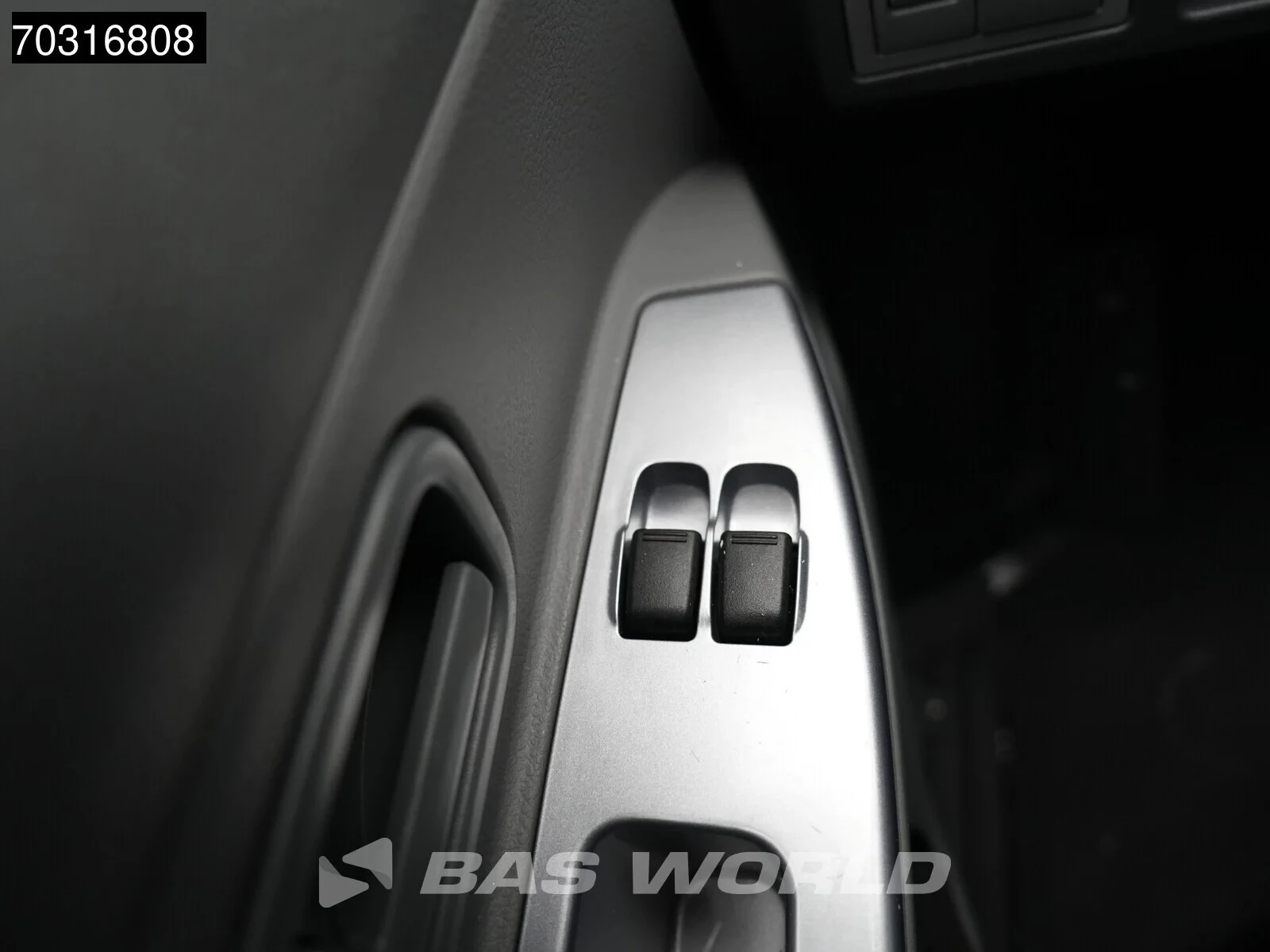 Hoofdafbeelding Cenntro Logistar 200