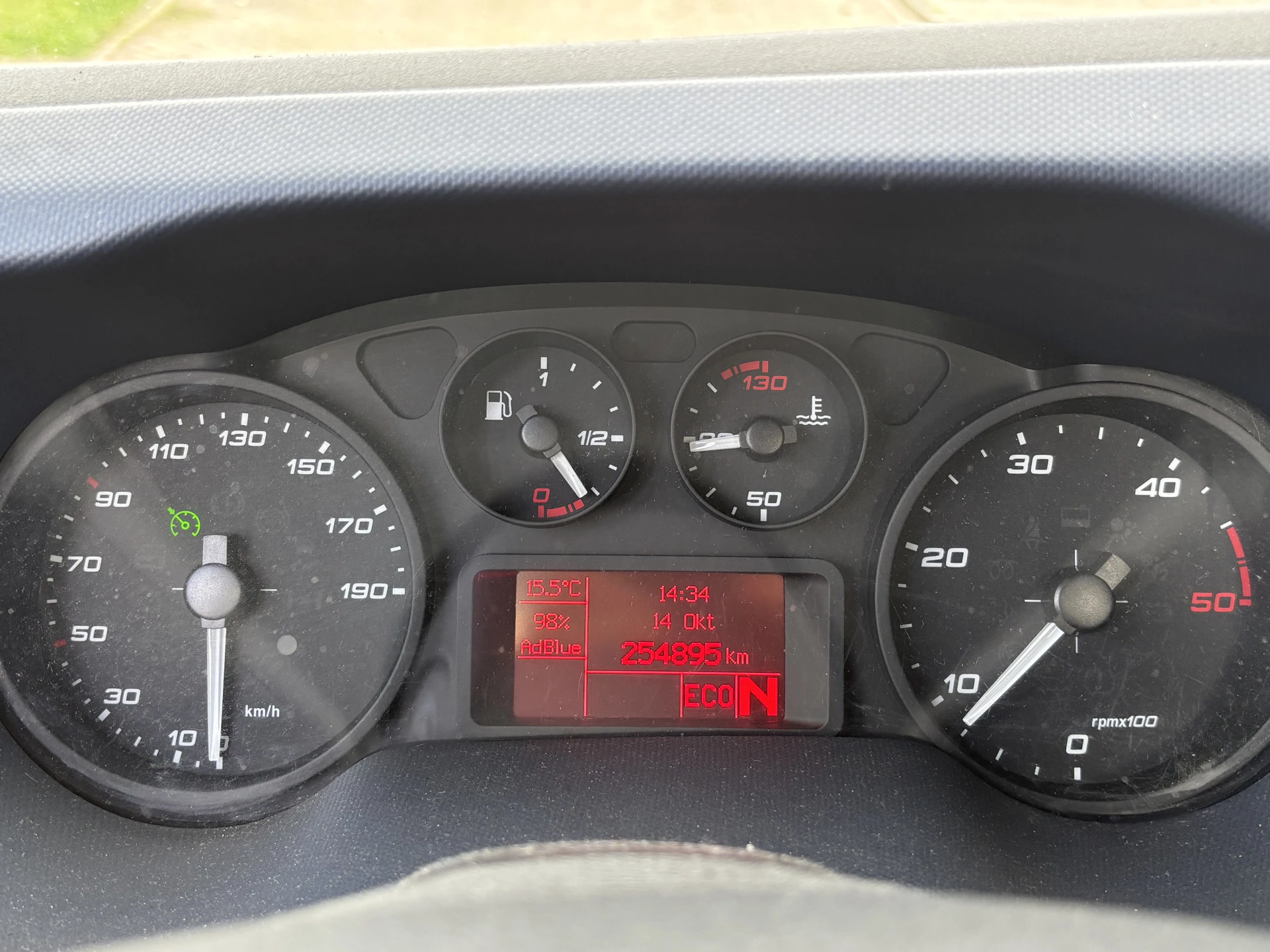 Hoofdafbeelding Iveco 40C18 3.0 180 PK Automaat Be Trekker + Autotransporter Tijhof voor 3 auto's