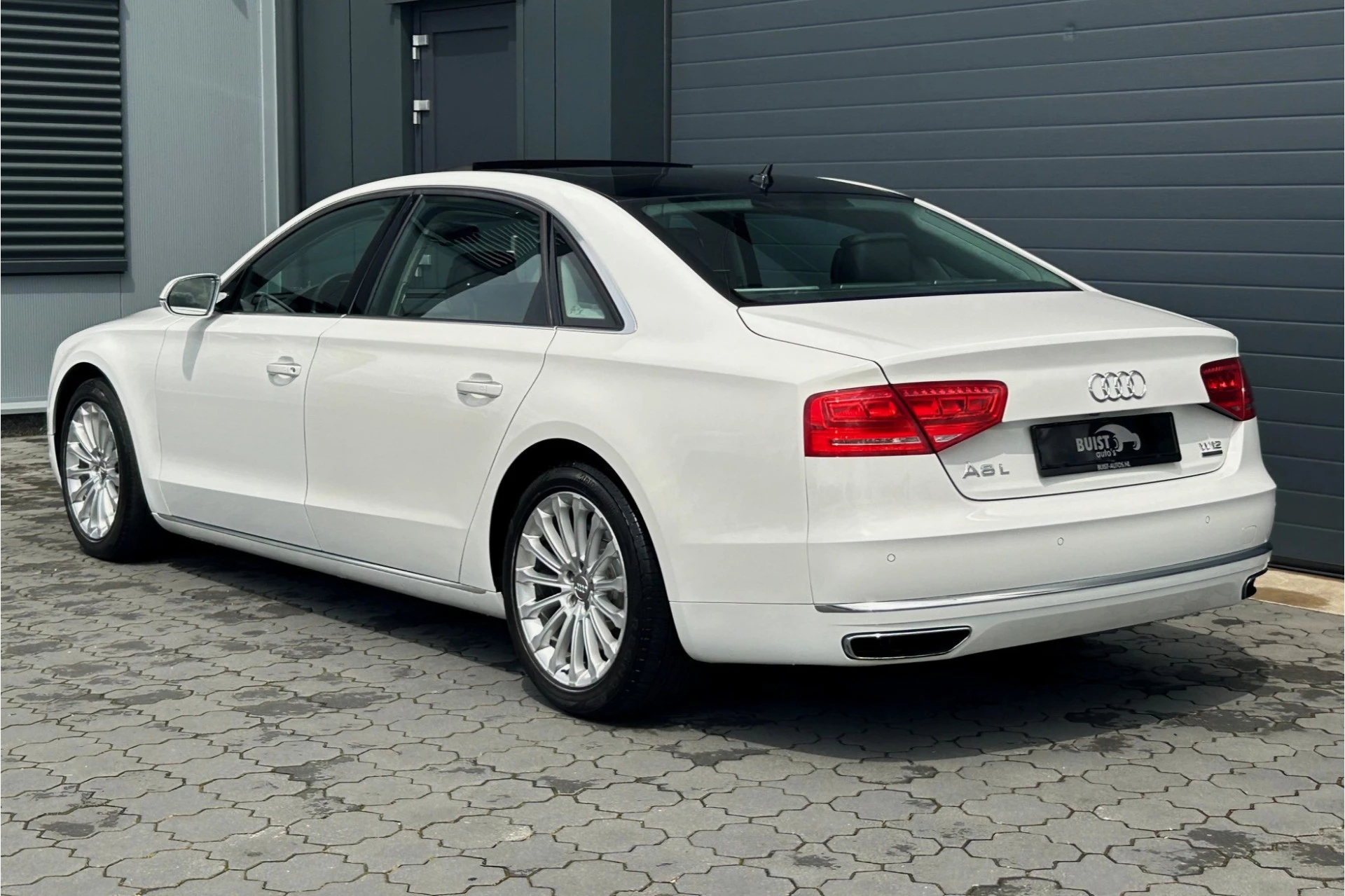 Hoofdafbeelding Audi A8