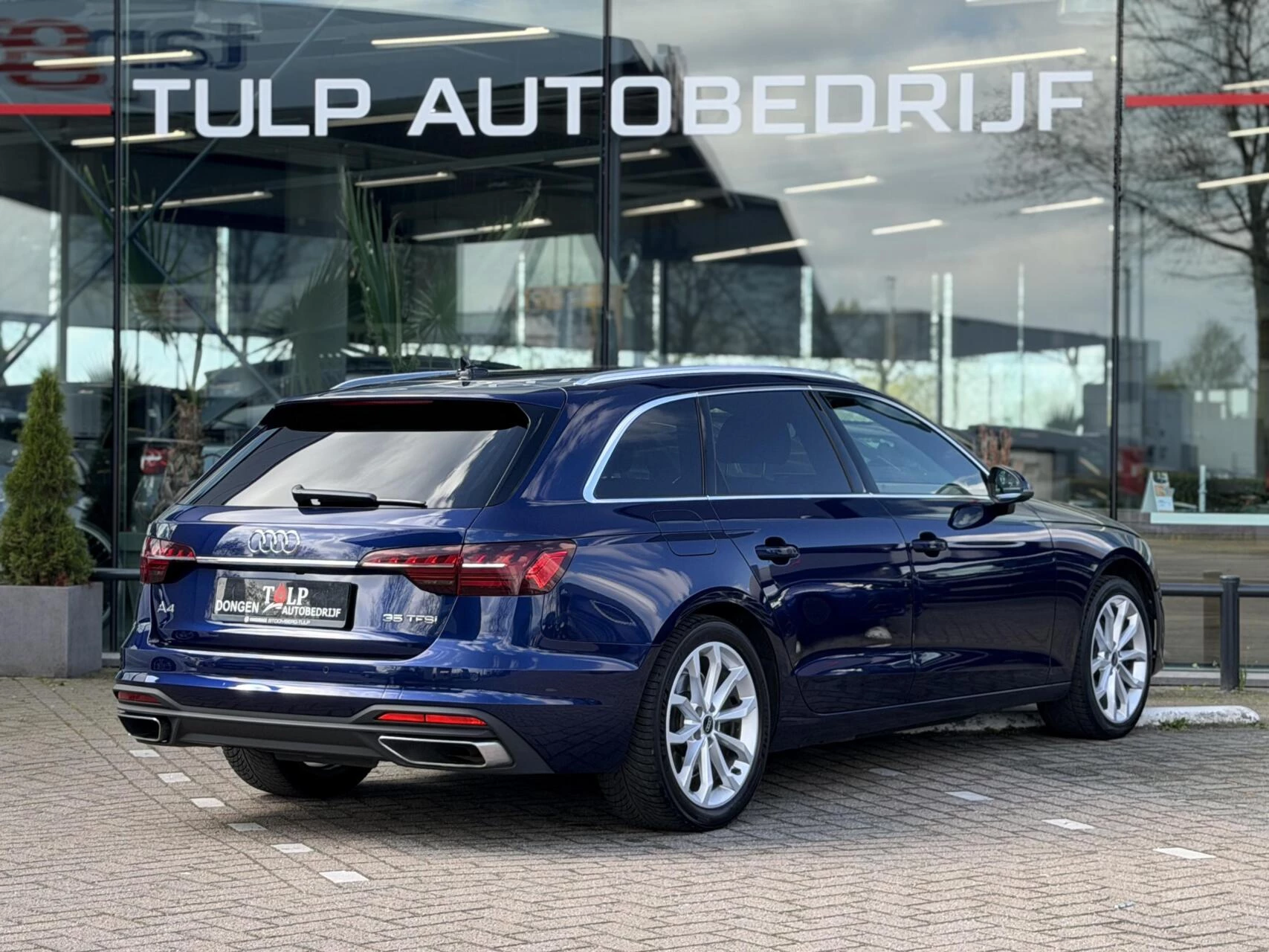 Hoofdafbeelding Audi A4