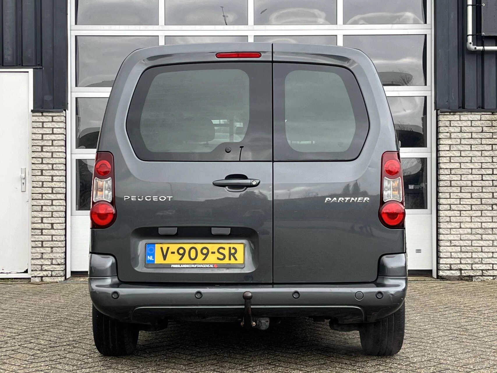 Hoofdafbeelding Peugeot Partner