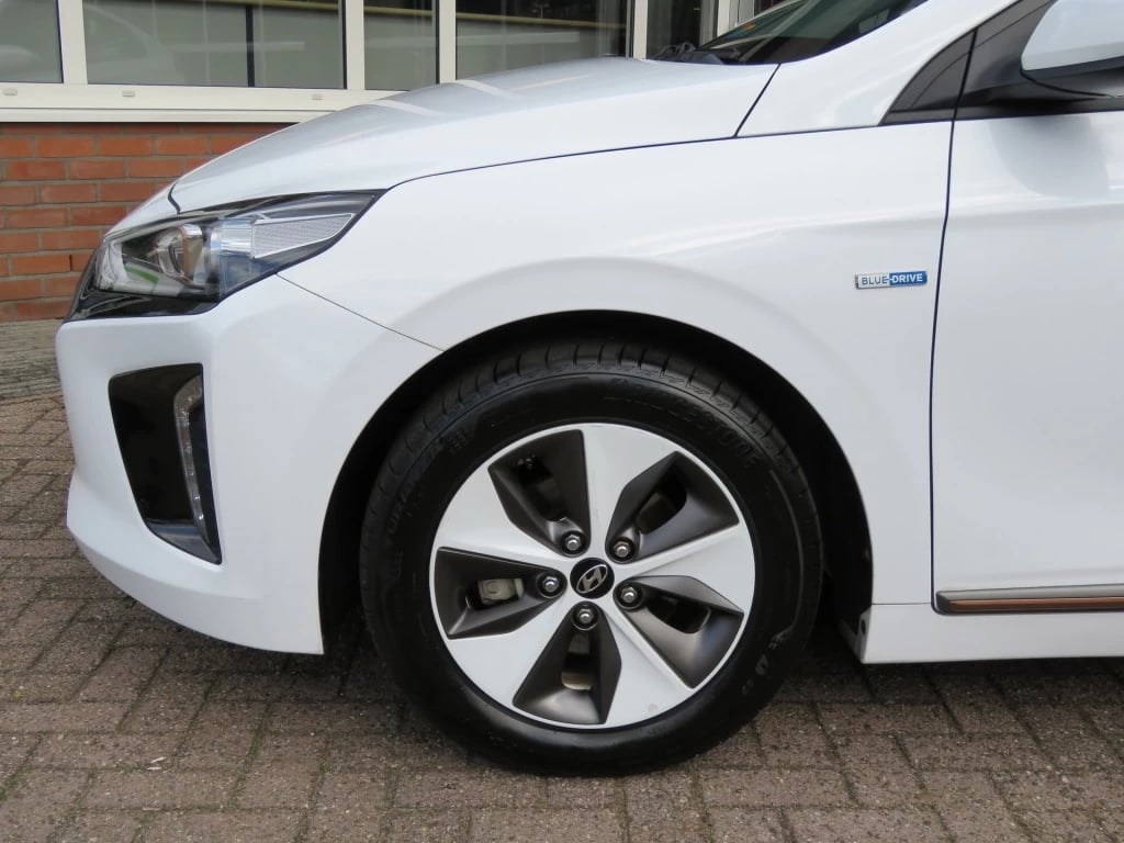 Hoofdafbeelding Hyundai IONIQ