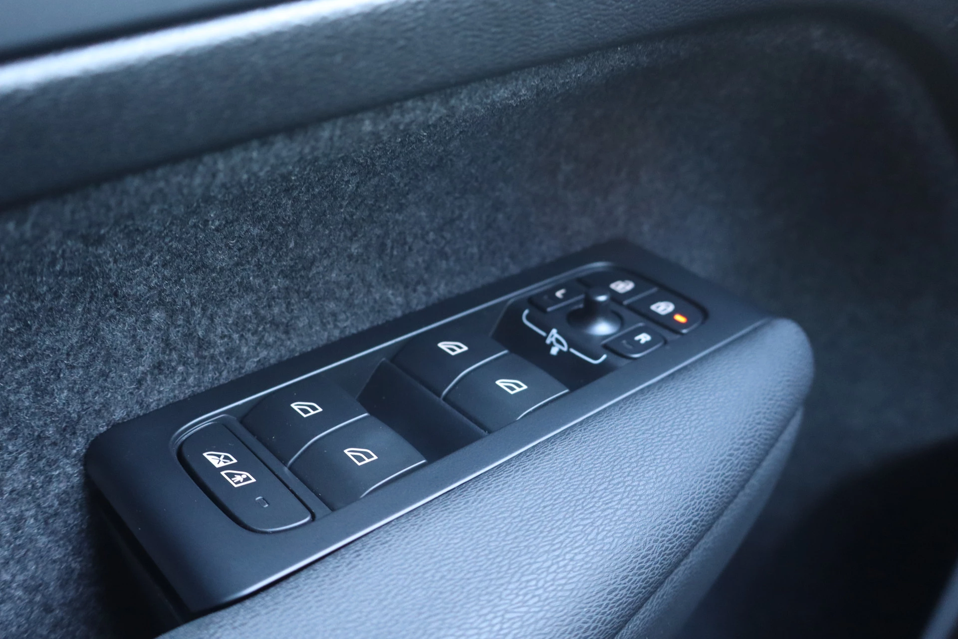 Hoofdafbeelding Volvo C40