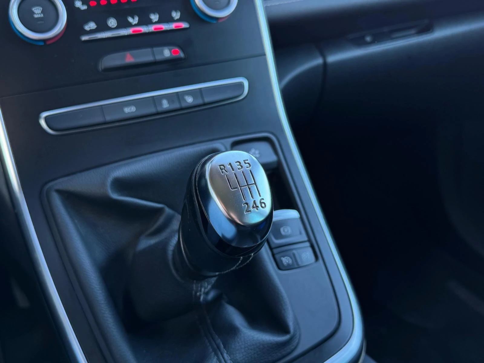 Hoofdafbeelding Renault Scénic
