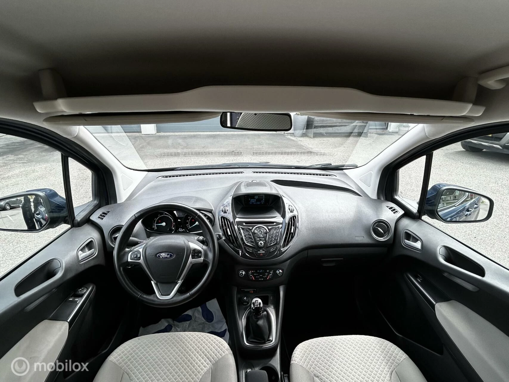 Hoofdafbeelding Ford Tourneo Courier
