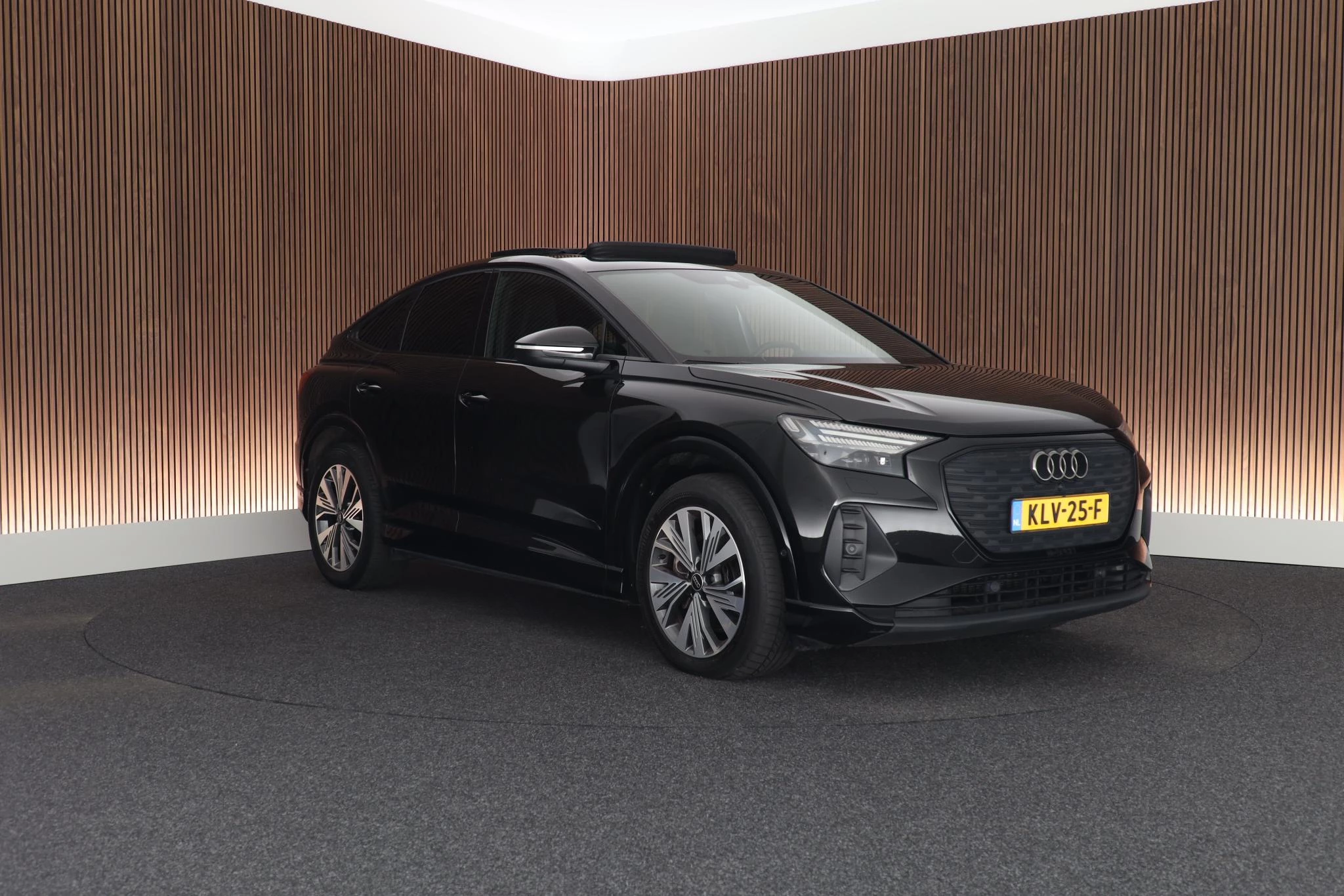 Hoofdafbeelding Audi Q4 Sportback e-tron