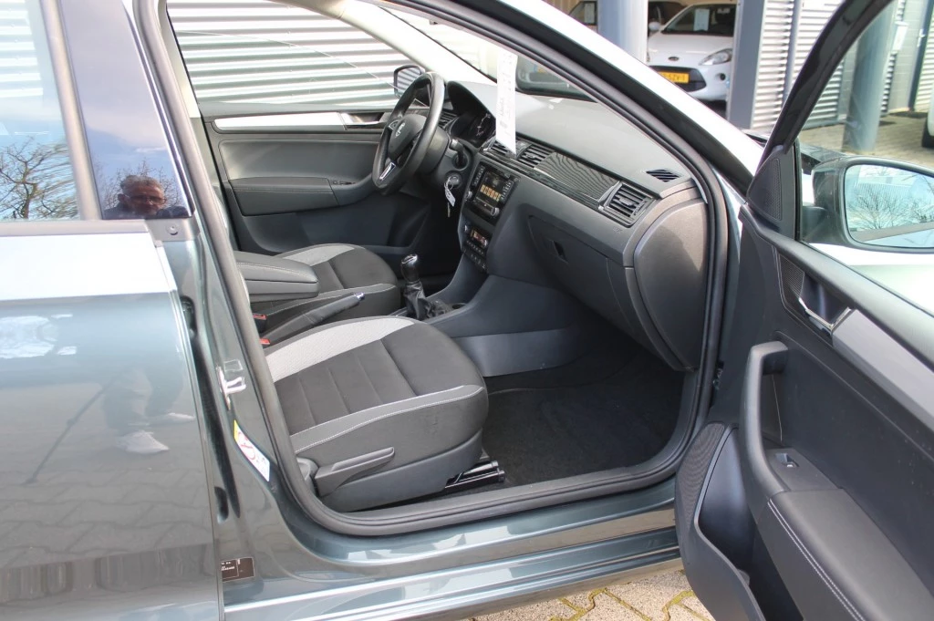 Hoofdafbeelding Škoda Rapid