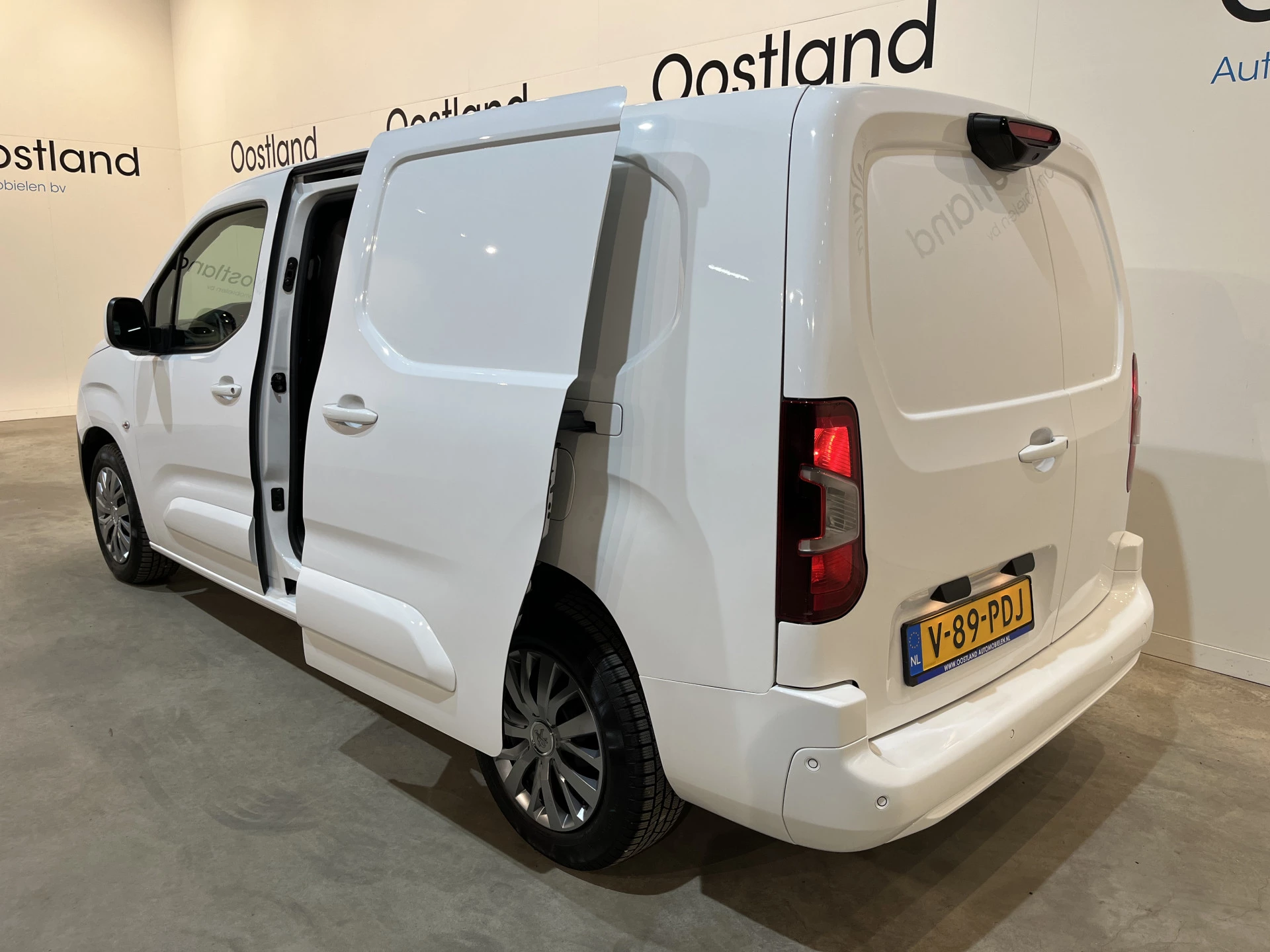 Hoofdafbeelding Peugeot Partner