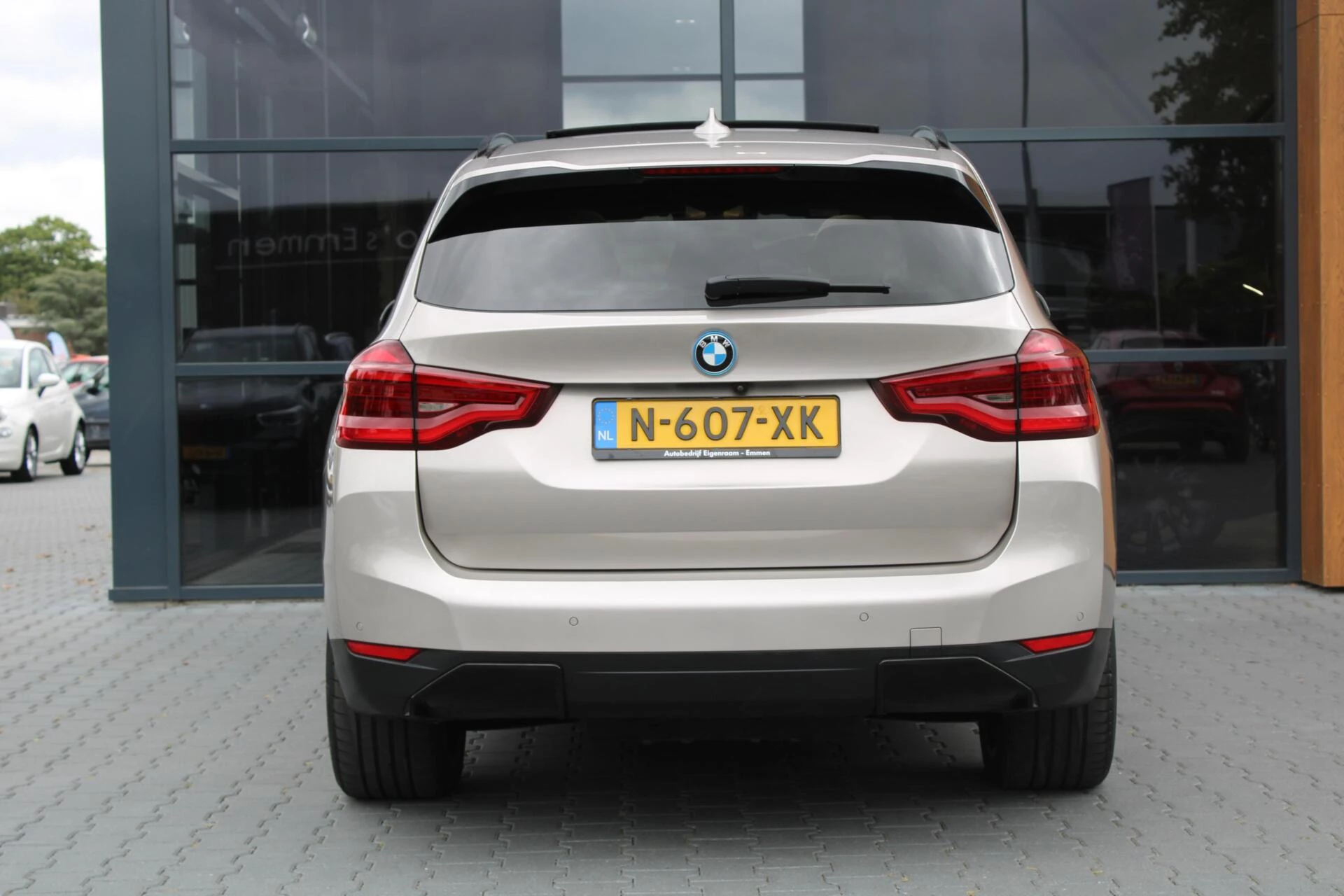 Hoofdafbeelding BMW iX3