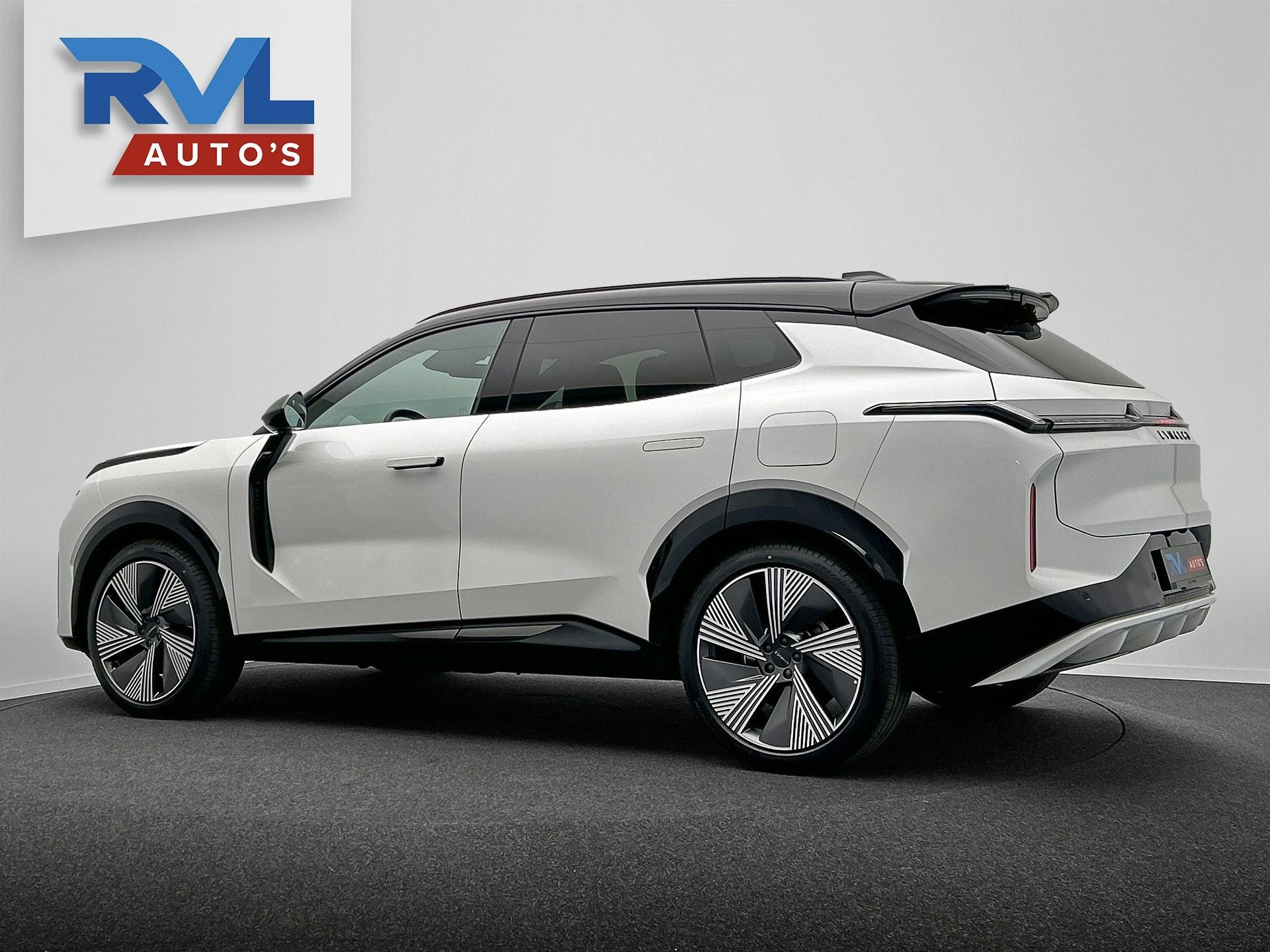 Hoofdafbeelding Lynk & Co 08