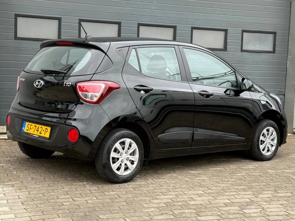 Hoofdafbeelding Hyundai i10
