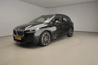 BMW 2 Serie Active Tourer 218i | M-Sportpakket  | LED | Navigatie | Panoramadak | Stoelverwarming | Keyles go | DAB | Alu 19 inch