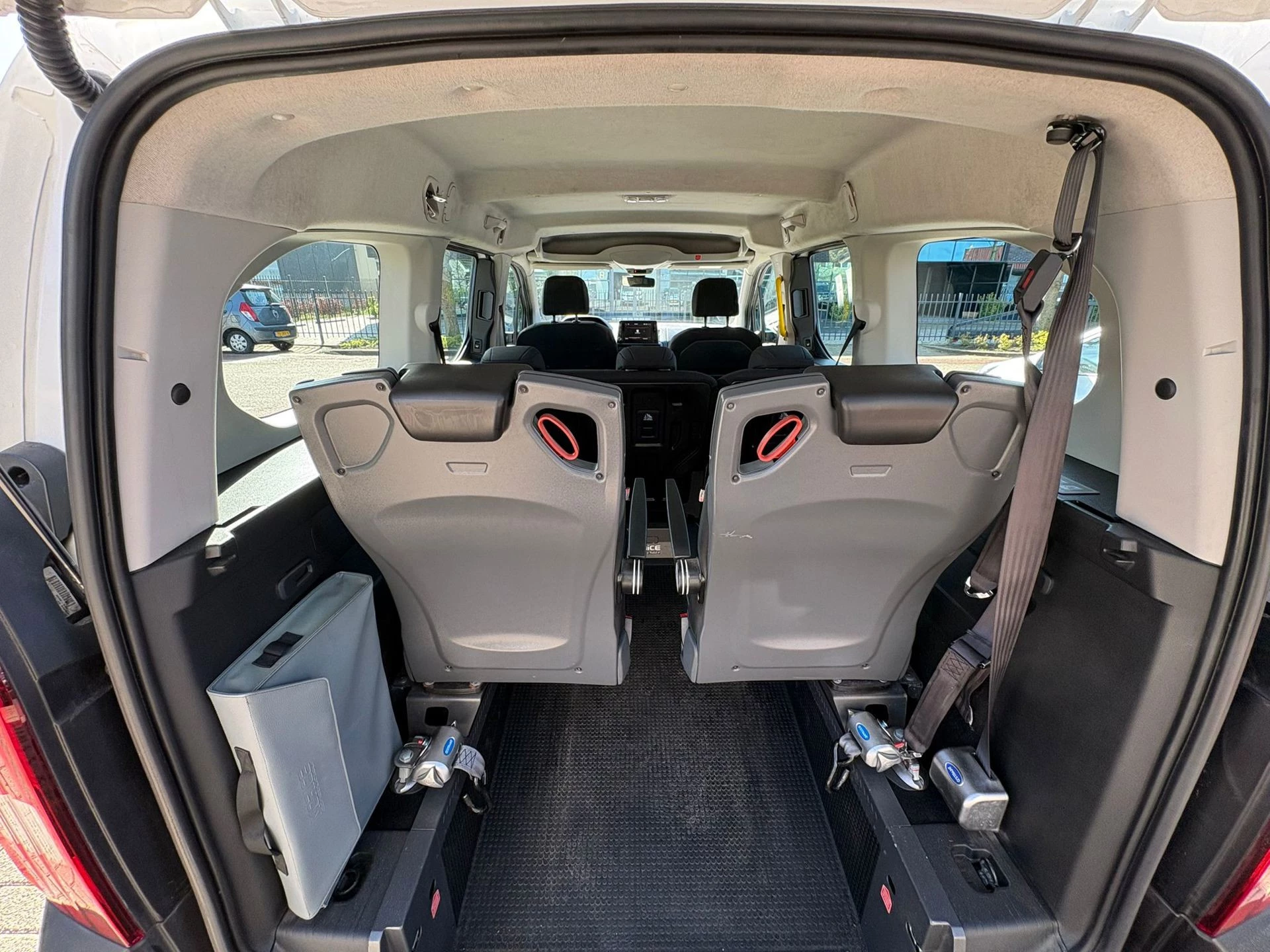 Hoofdafbeelding Peugeot Rifter