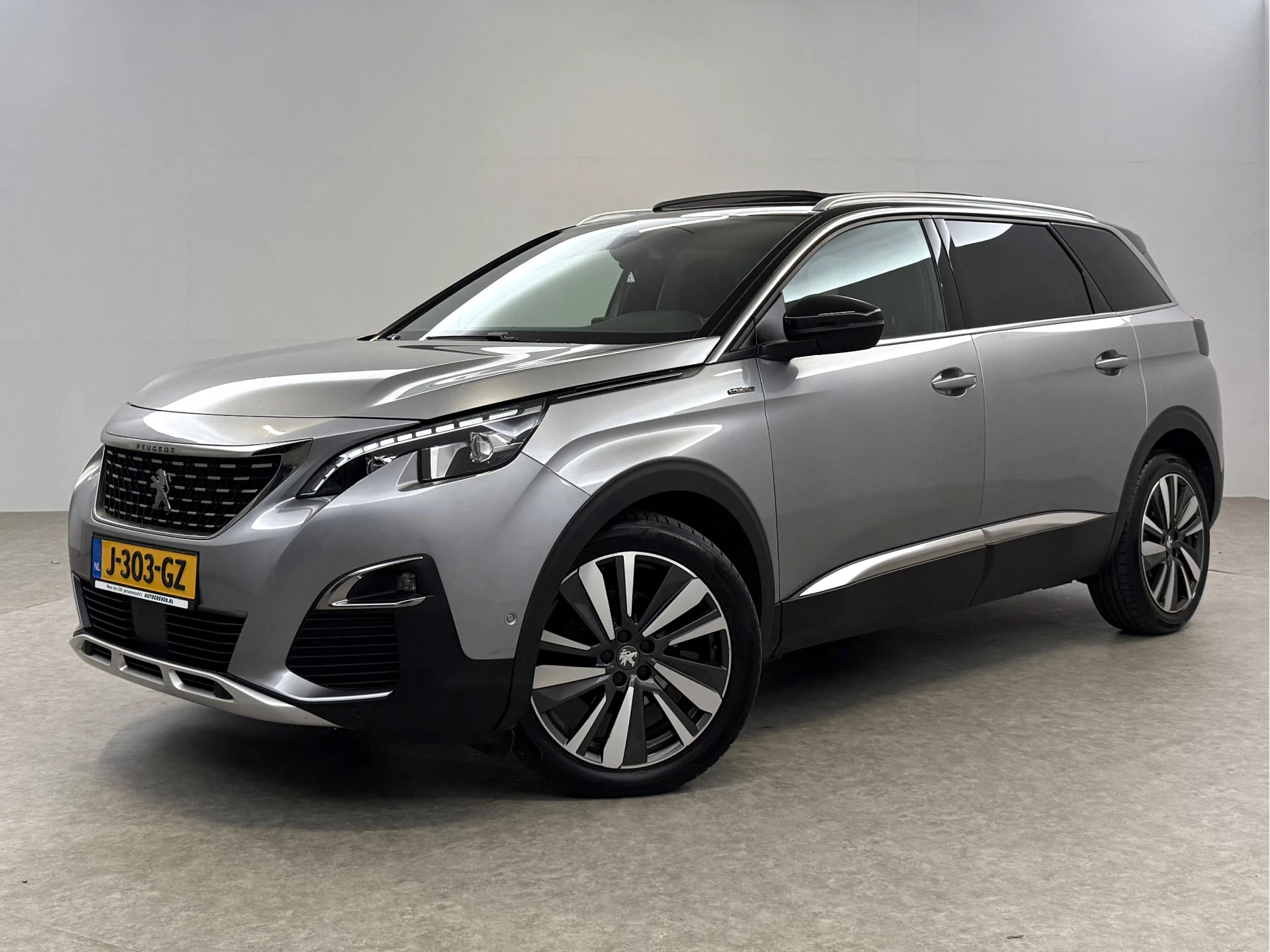 Hoofdafbeelding Peugeot 5008