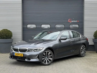 BMW 3-serie 330e | 360* Camera | Navigatie | Lederen Bekleding | DAB | Trekhaak |