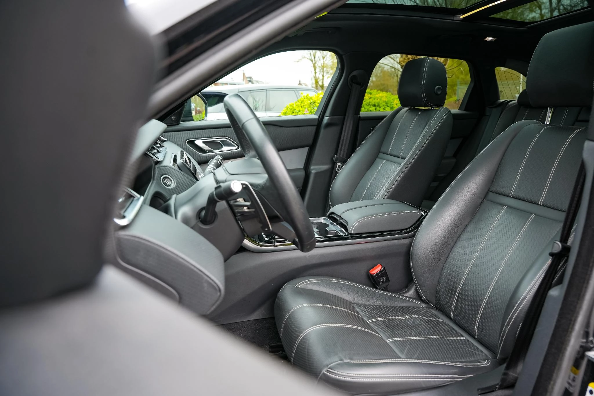 Hoofdafbeelding Land Rover Range Rover Velar