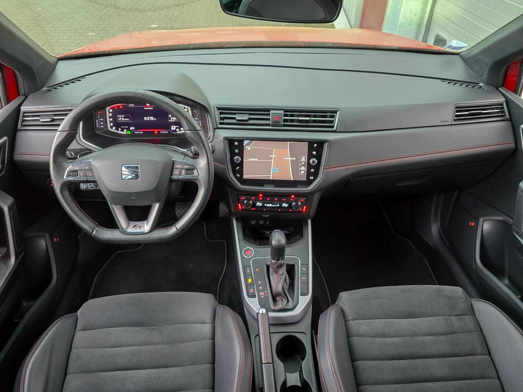 Hoofdafbeelding SEAT Arona