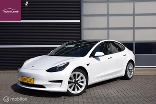 Hoofdafbeelding Tesla Model 3 Tesla Model 3 Standard RWD Plus 55 kWh 19inch