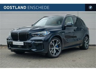 BMW X5 xDrive45e High Executive M Sport Automaat / Panoramadak / Laserlight / M Multifunctionele Stoelen / Soft-Close / Active Steering / Parking Assistant Plus / Head-Up / Gesture Control