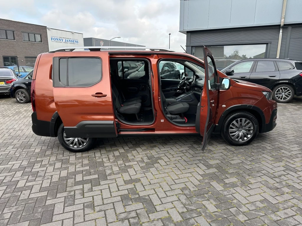 Hoofdafbeelding Peugeot Rifter