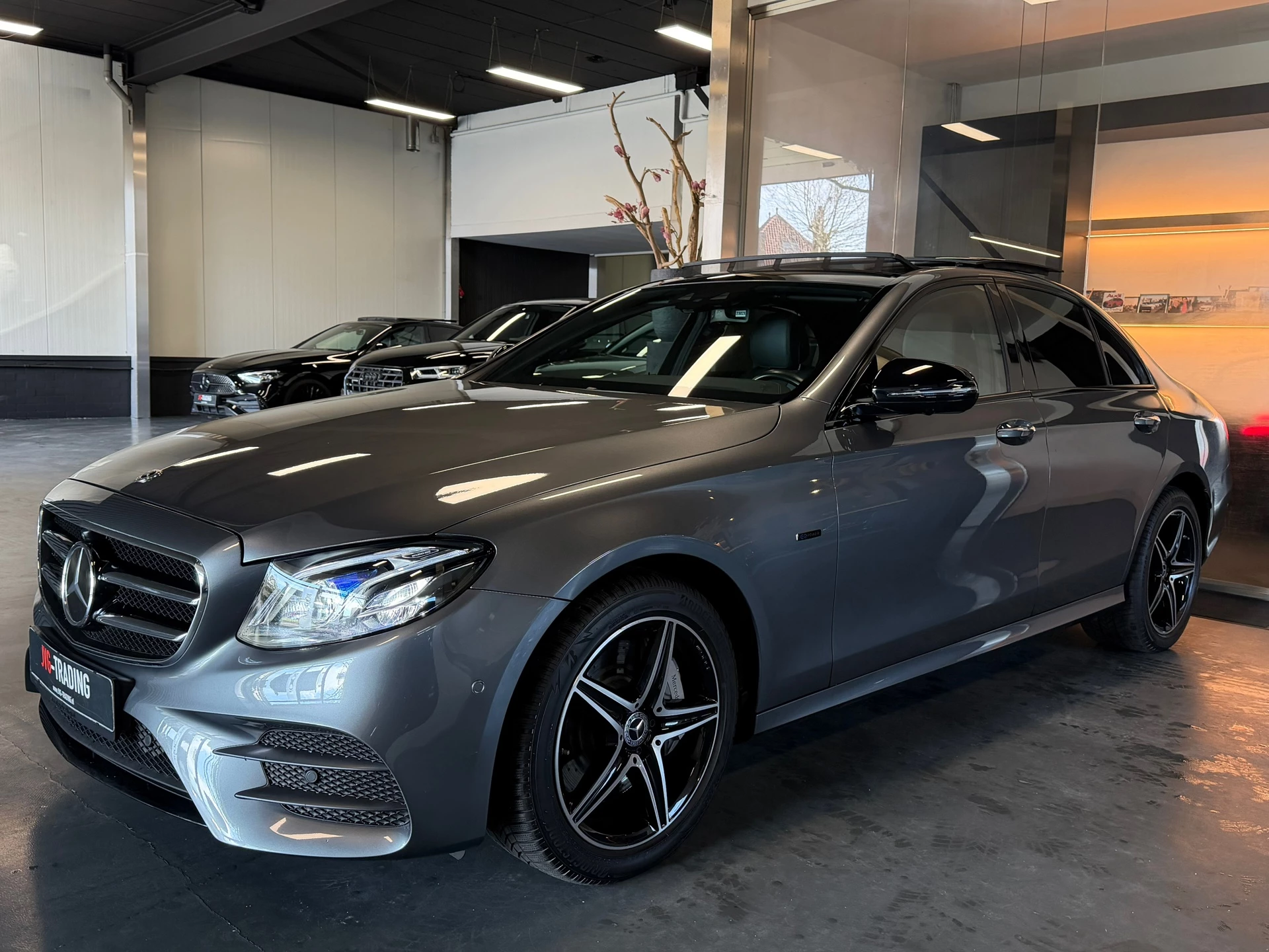 Hoofdafbeelding Mercedes-Benz E-Klasse