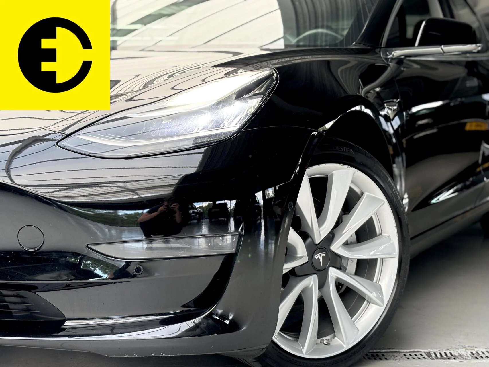 Hoofdafbeelding Tesla Model 3