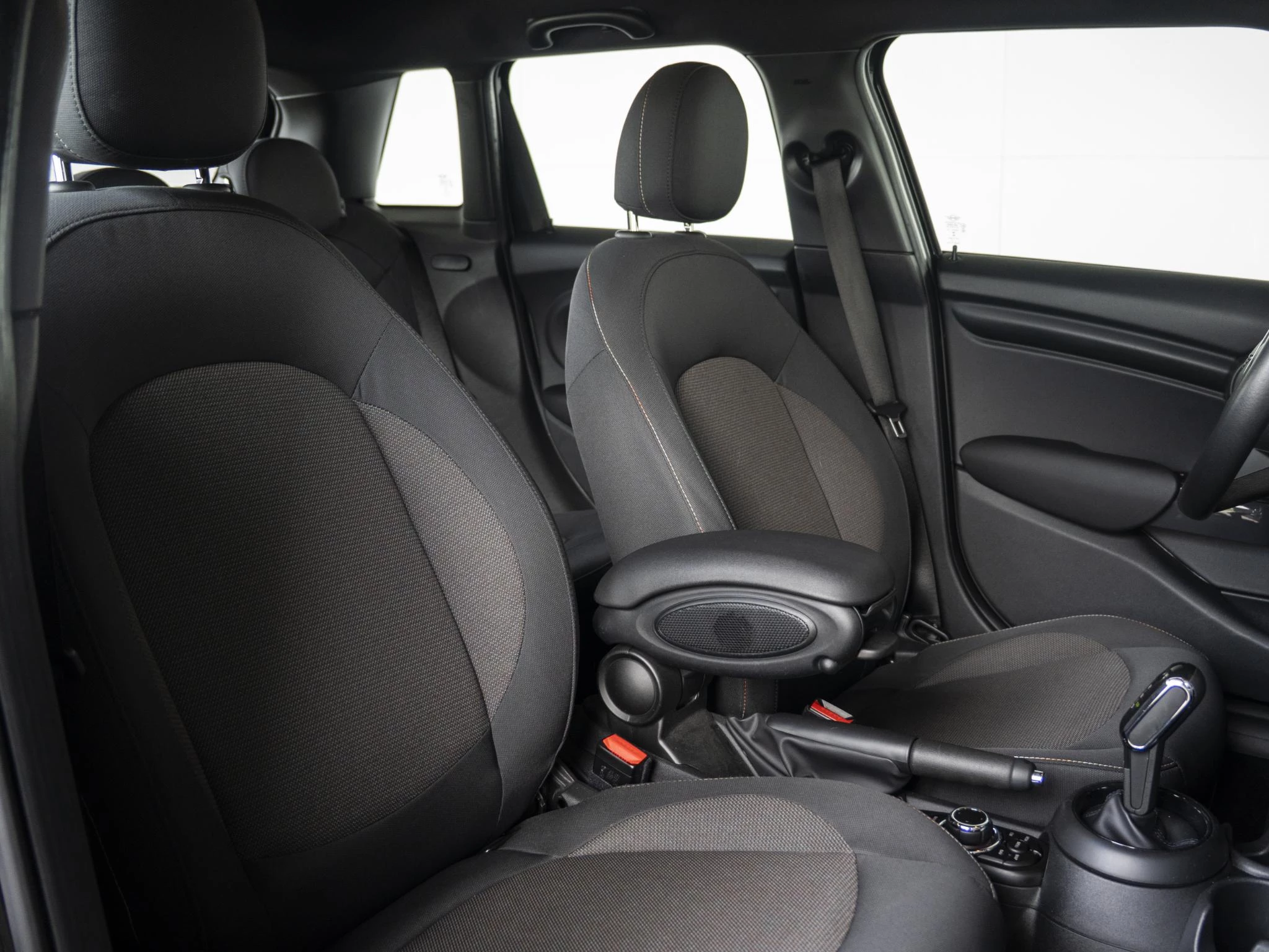 Hoofdafbeelding MINI 5-deurs