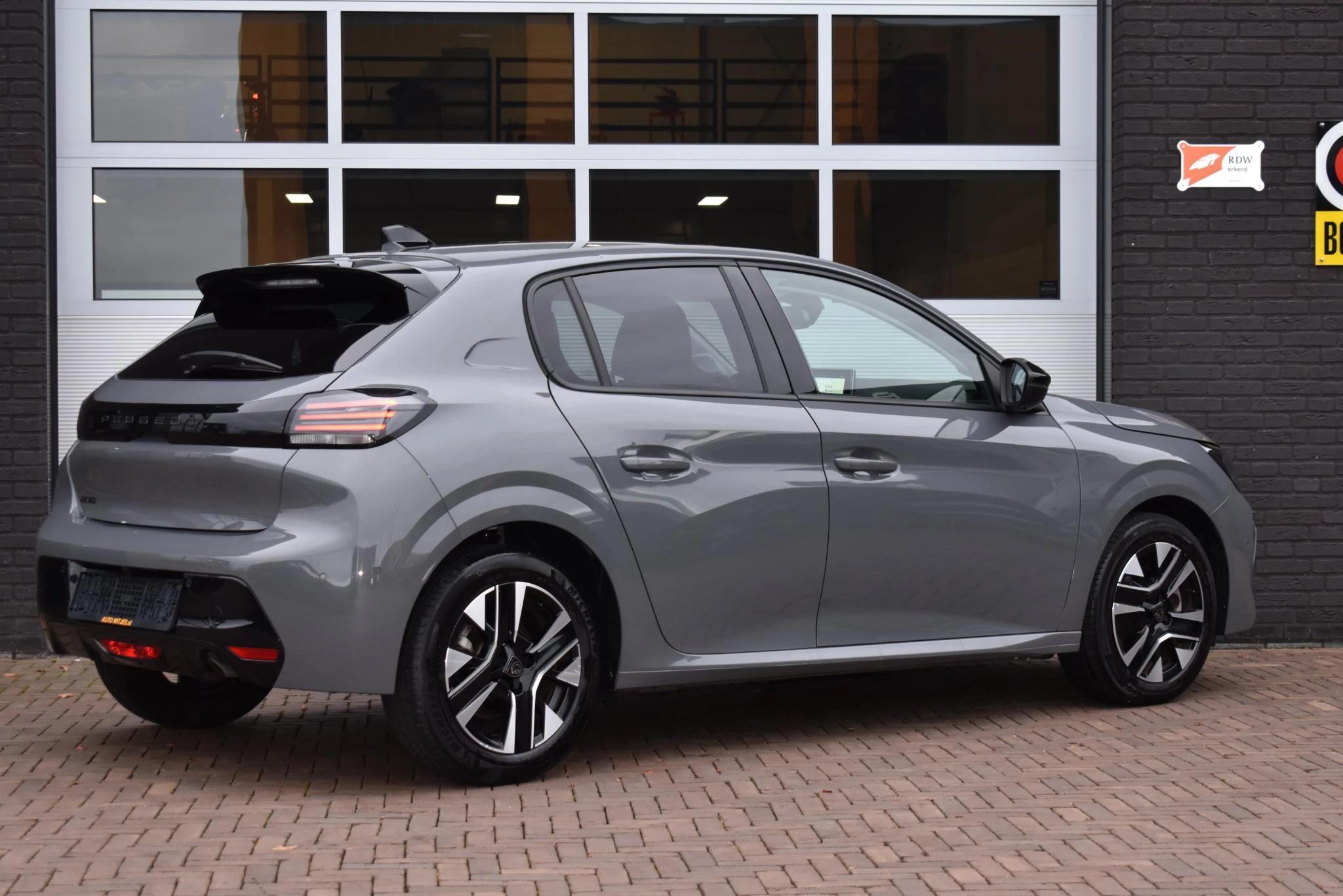 Hoofdafbeelding Peugeot 208