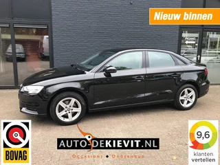 Audi A3 30 TFSi pro line **Navigatie/parkeersensoren**
