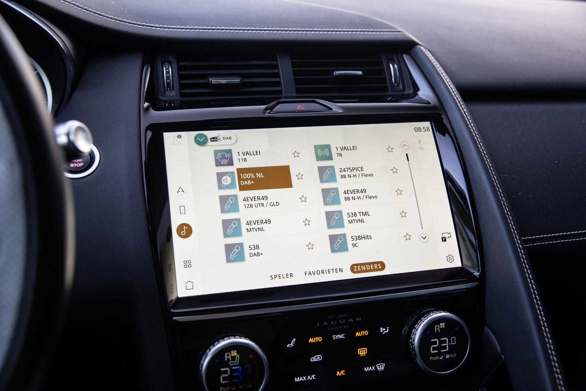 Hoofdafbeelding Jaguar E-PACE