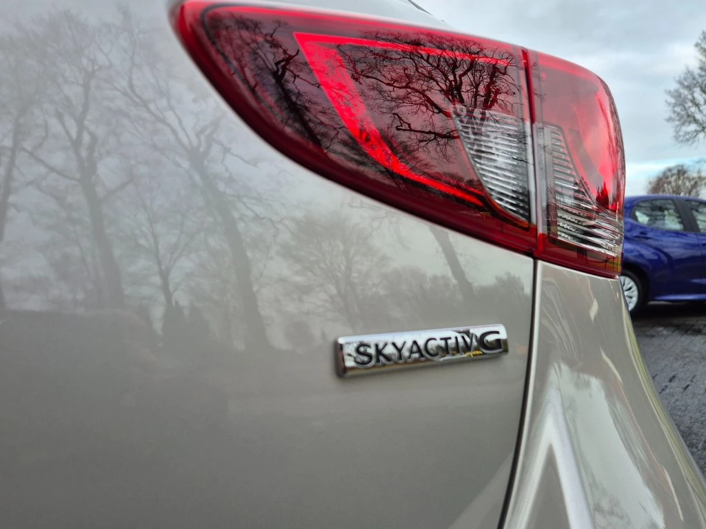 Hoofdafbeelding Mazda 2