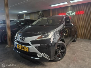 Toyota Aygo 1.0 VVT-i x-play/ Camera / Carplay / Org NL auto