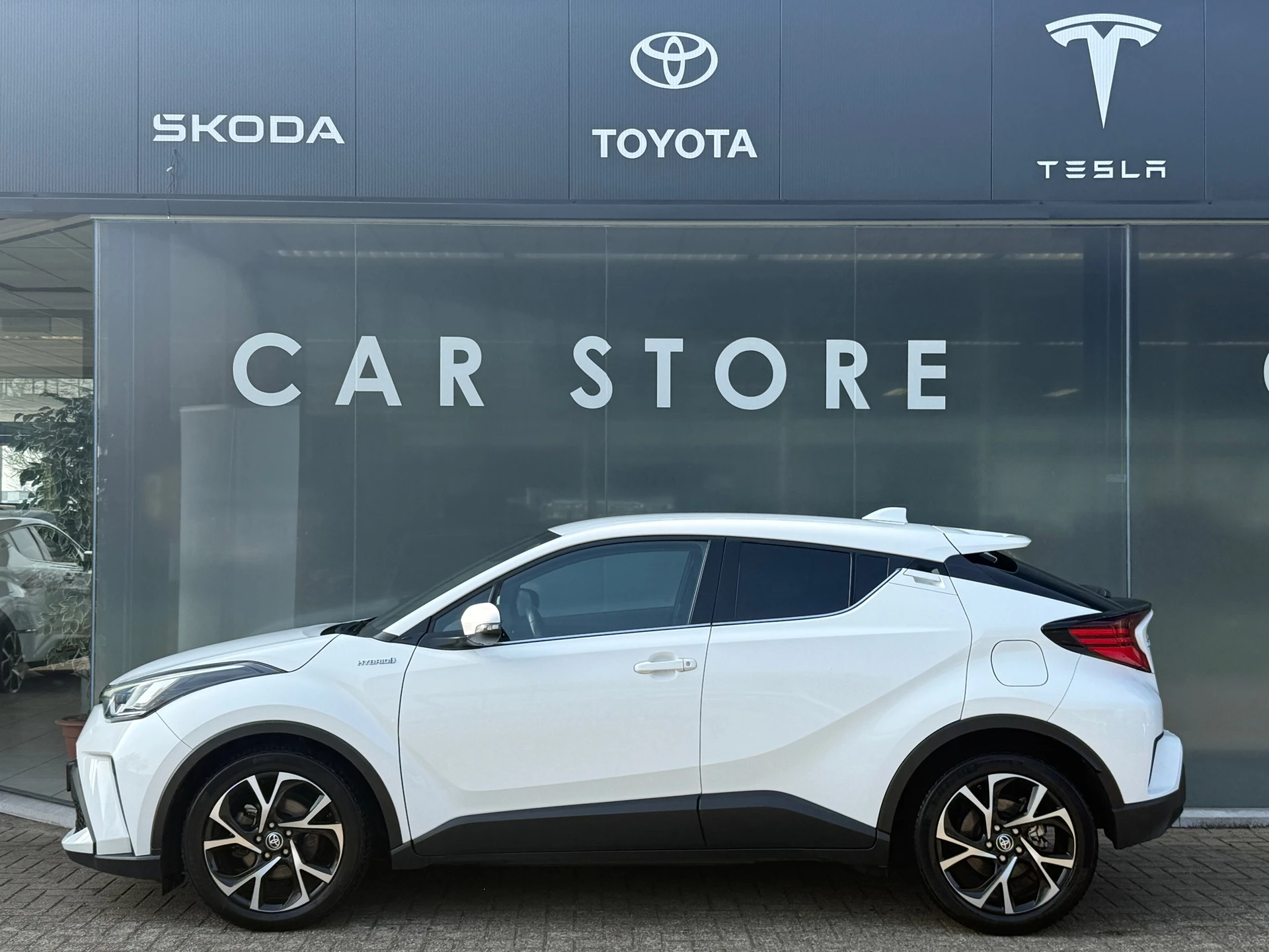 Hoofdafbeelding Toyota C-HR