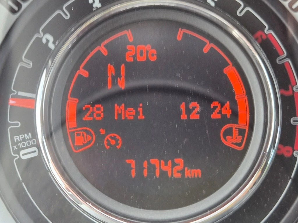 Hoofdafbeelding Fiat 500C