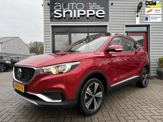 Hoofdafbeelding MG ZS EV MG MG ZS EV Luxury 45 kWh -SOH 92,93 %-OPEN DAK-VOLLEDER-STOELVERWARMING-TREKHAAK-KEYLESS-LICHTMETALEN VELGEN-DODE HOEK-ISOFIX-ETC