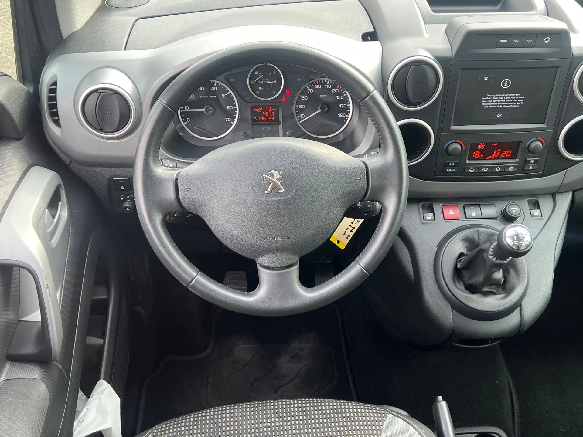Hoofdafbeelding Peugeot Partner