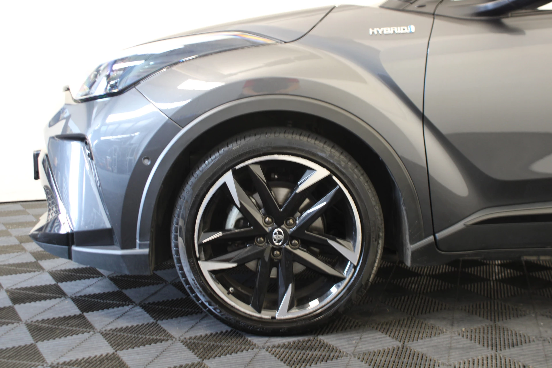 Hoofdafbeelding Toyota C-HR