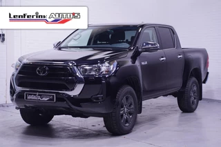 Hoofdafbeelding Toyota Hilux Toyota Hilux 2.4 D4-D 150 pk 4x4 Automaat Grijs Kenteken BPM Vrij, Camera, Apple Carplay, 17" LMV, Cruise control, 2-Zits