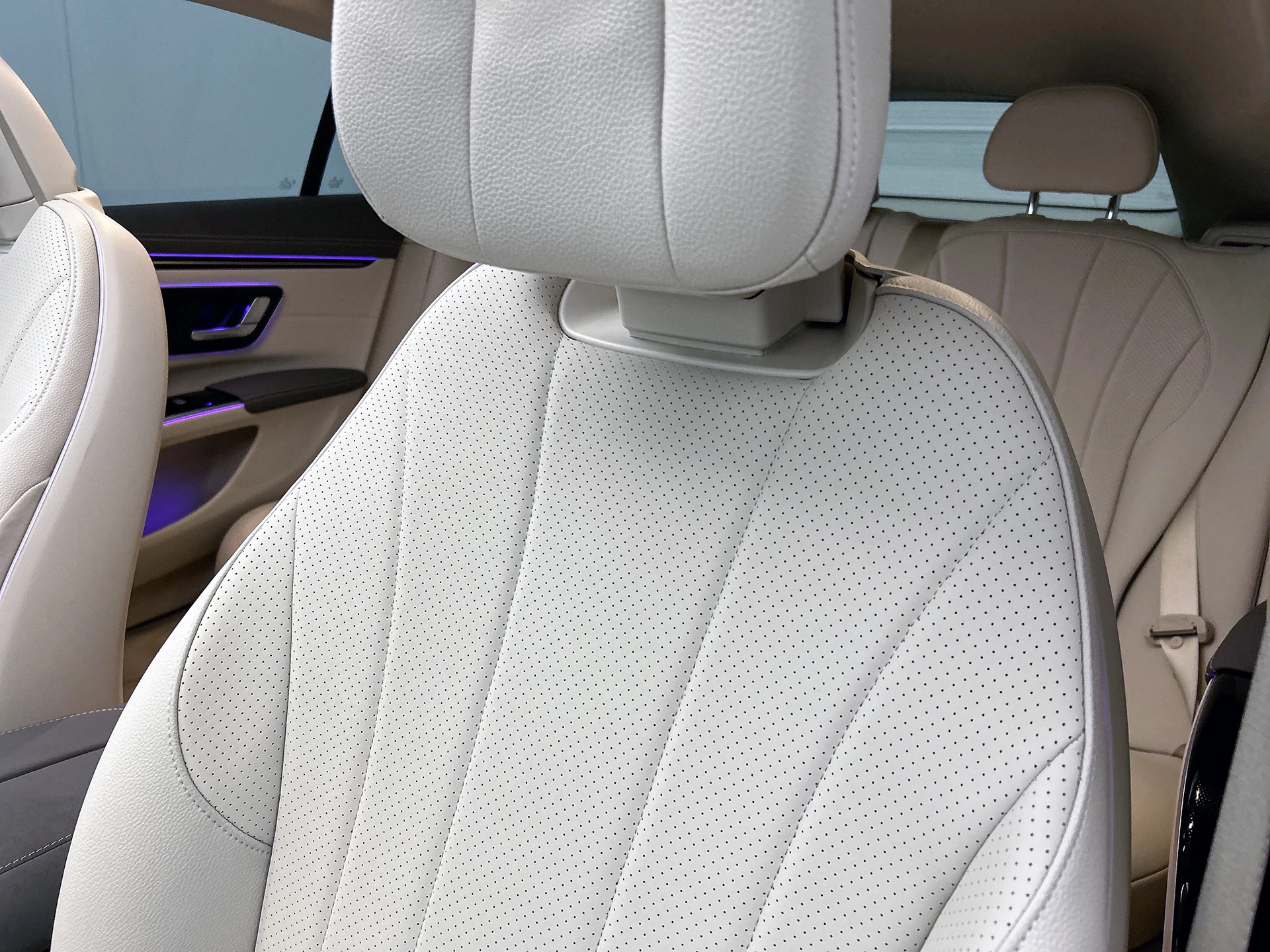 Hoofdafbeelding Mercedes-Benz EQS