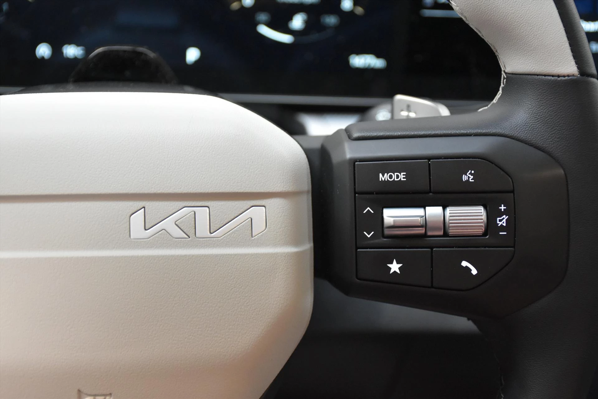 Hoofdafbeelding Kia K4