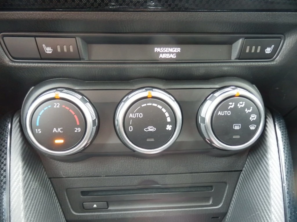 Hoofdafbeelding Mazda 2