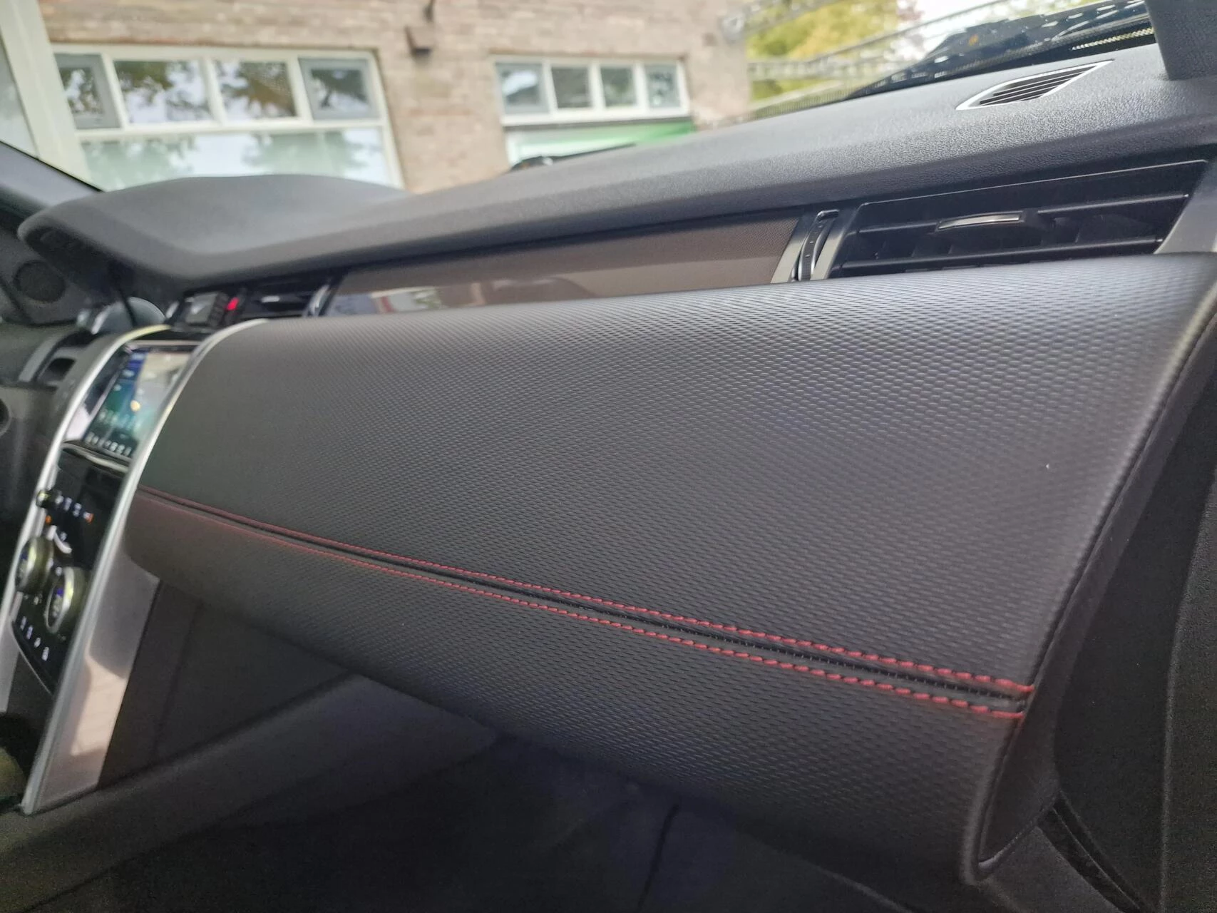 Hoofdafbeelding Land Rover Discovery Sport