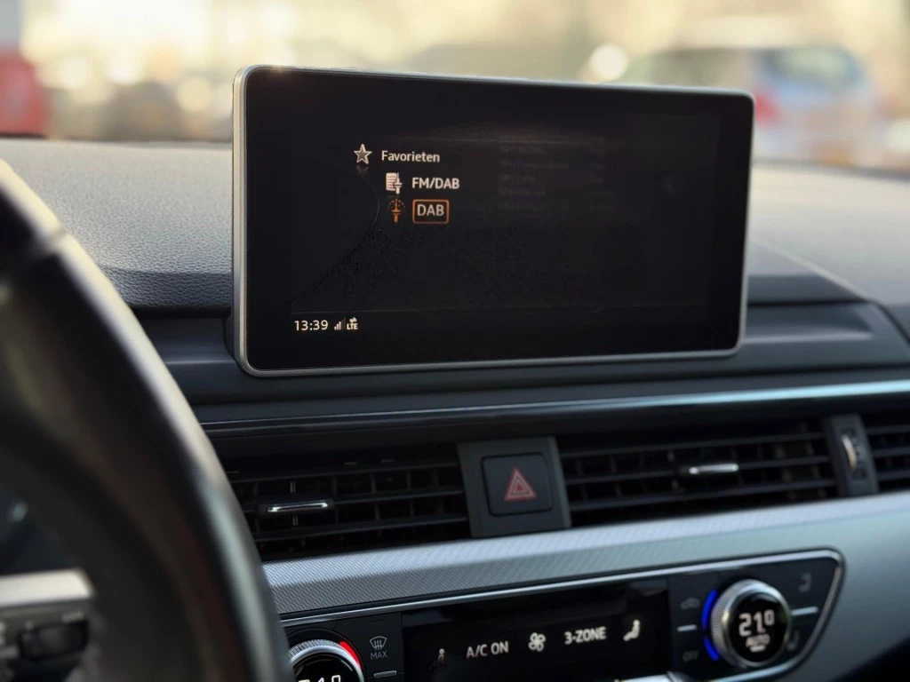 Hoofdafbeelding Audi Cabriolet