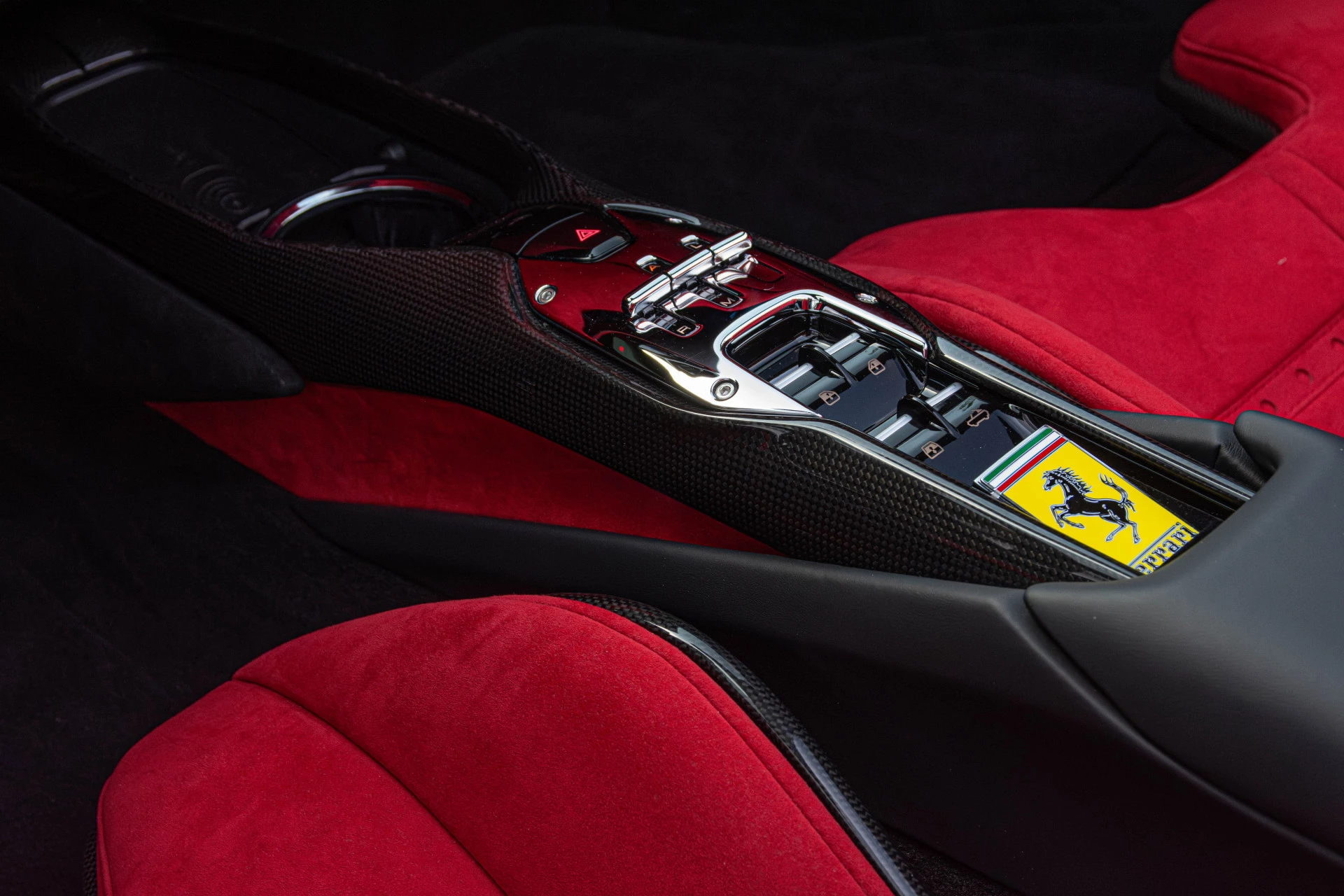 Hoofdafbeelding Ferrari 296