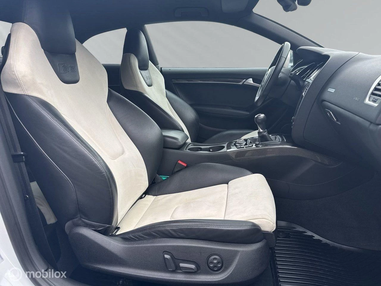 Hoofdafbeelding Audi S5