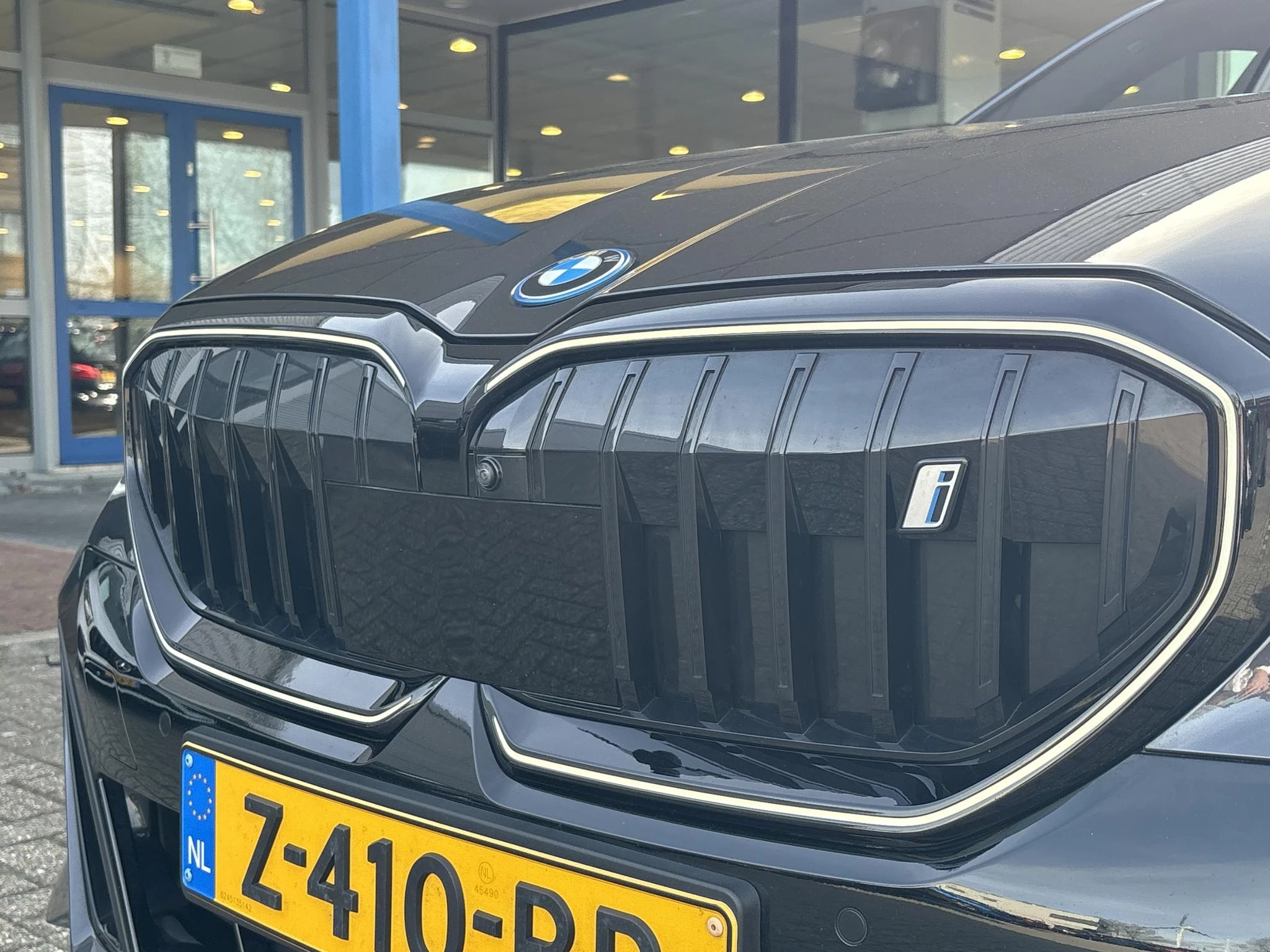 Hoofdafbeelding BMW i5