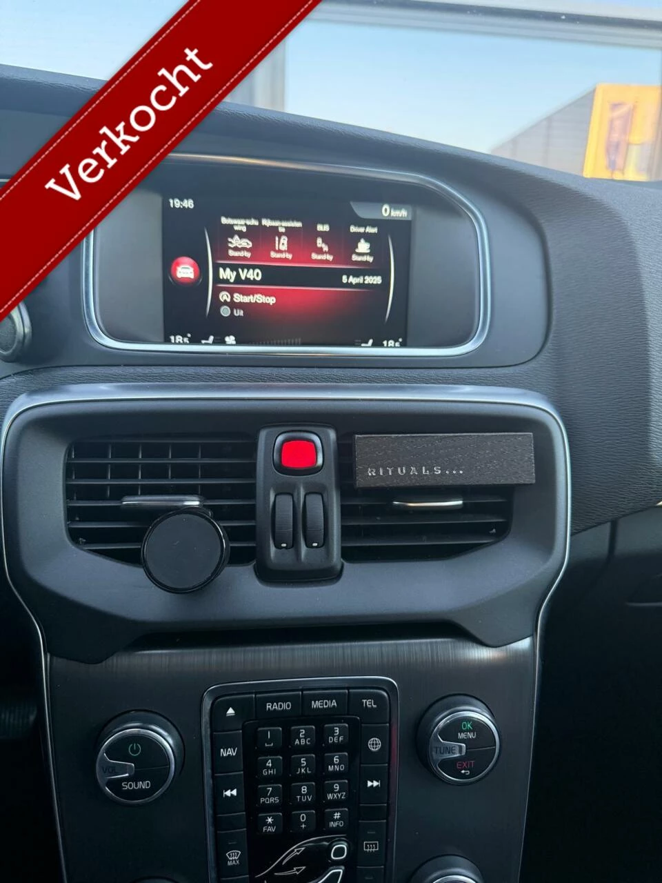 Hoofdafbeelding Volvo V40