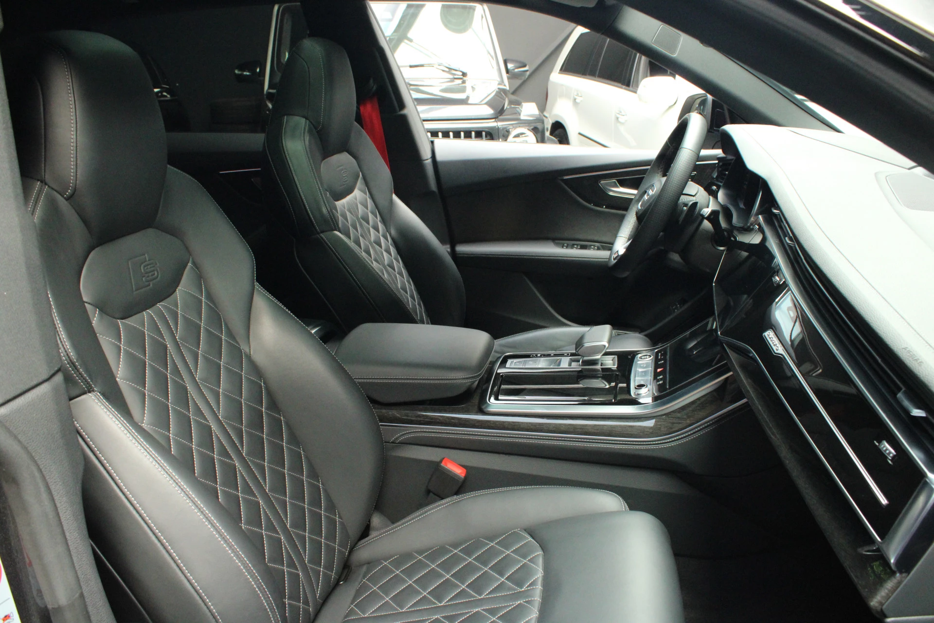 Hoofdafbeelding Audi Q8