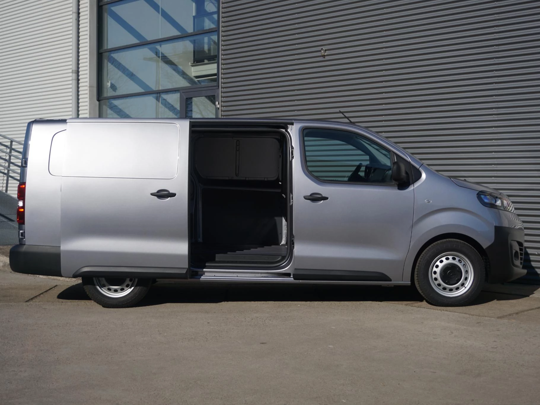 Hoofdafbeelding Opel Vivaro-e