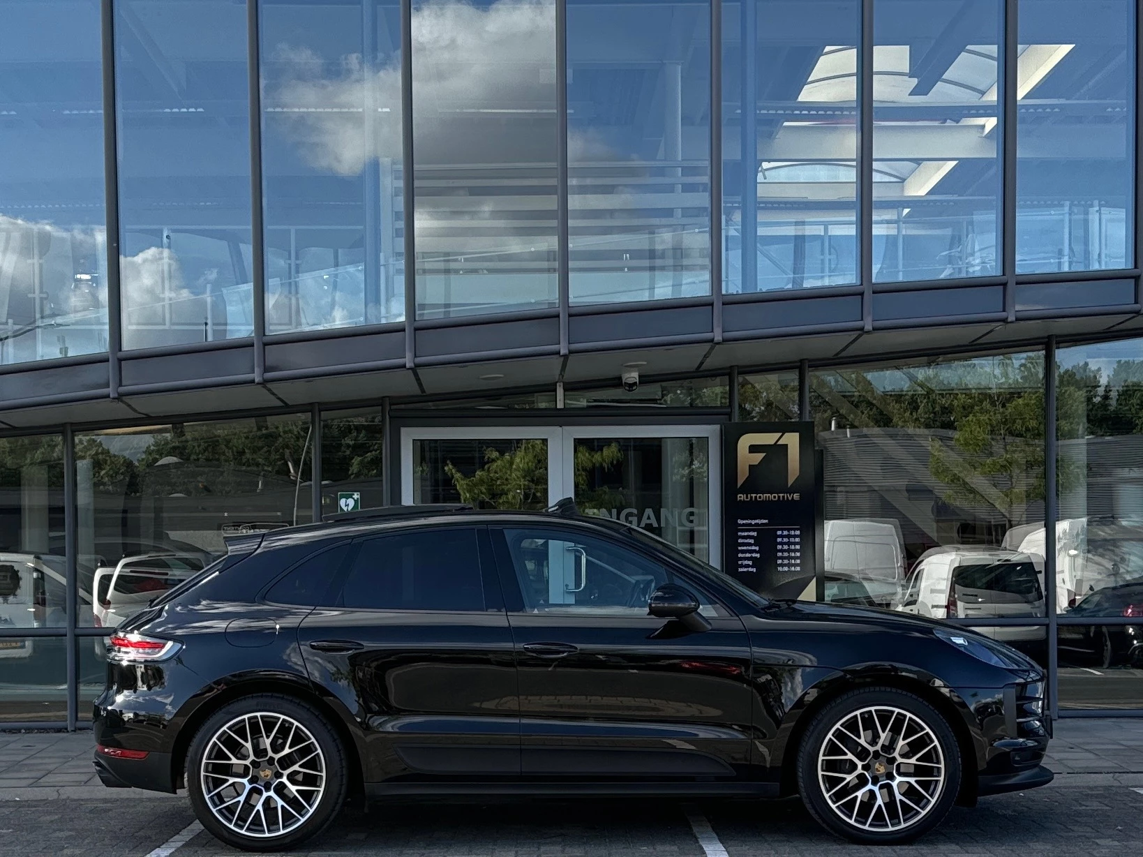 Hoofdafbeelding Porsche Macan